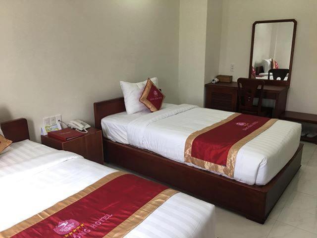Hotel Khach San Bong Hong Sa Dec Esterno foto