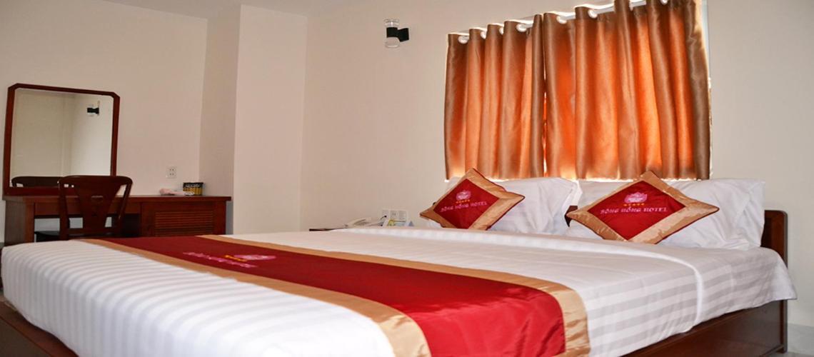 Hotel Khach San Bong Hong Sa Dec Esterno foto