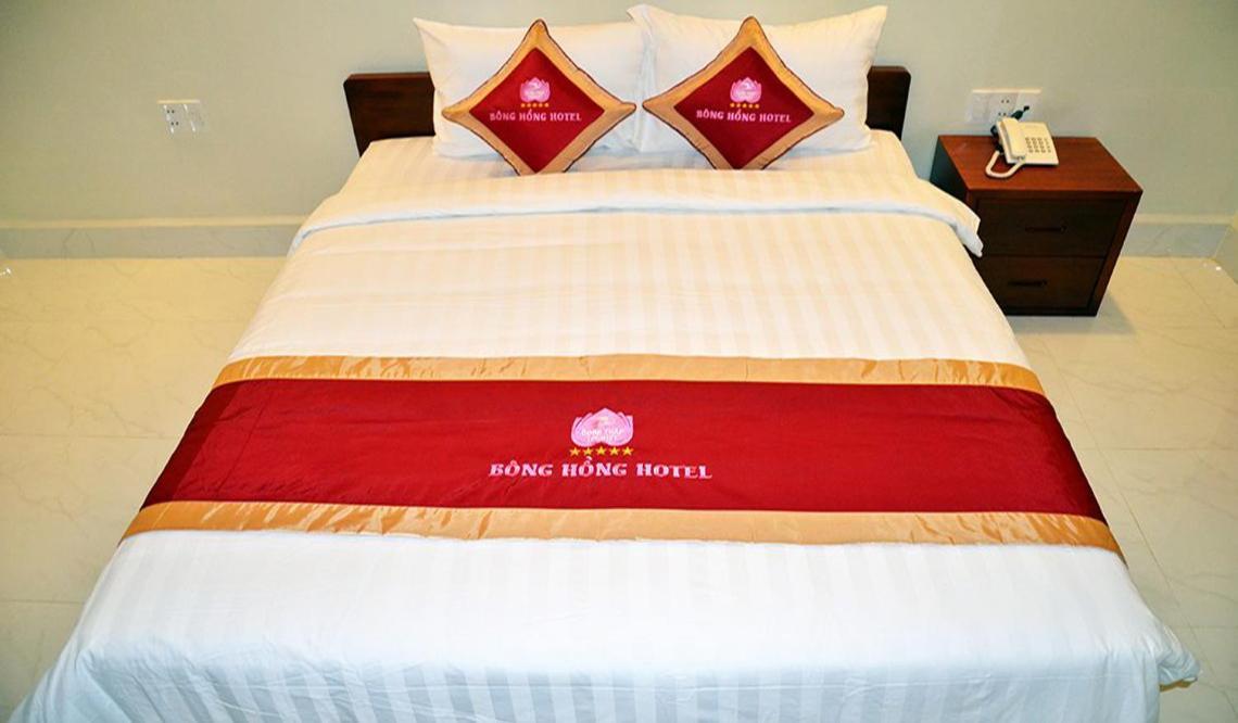 Hotel Khach San Bong Hong Sa Dec Esterno foto